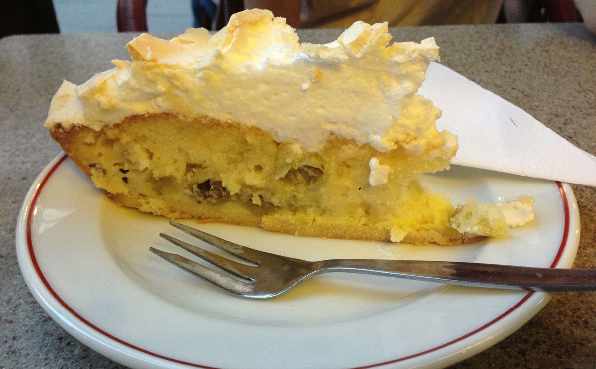 cafe-gnosa-stachelbeerbaisertorte